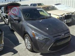 تويوتا يارس